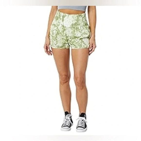 Free People The Way Home Shorts green and white tie dye shorts medium NWT - Picture 7 of 7